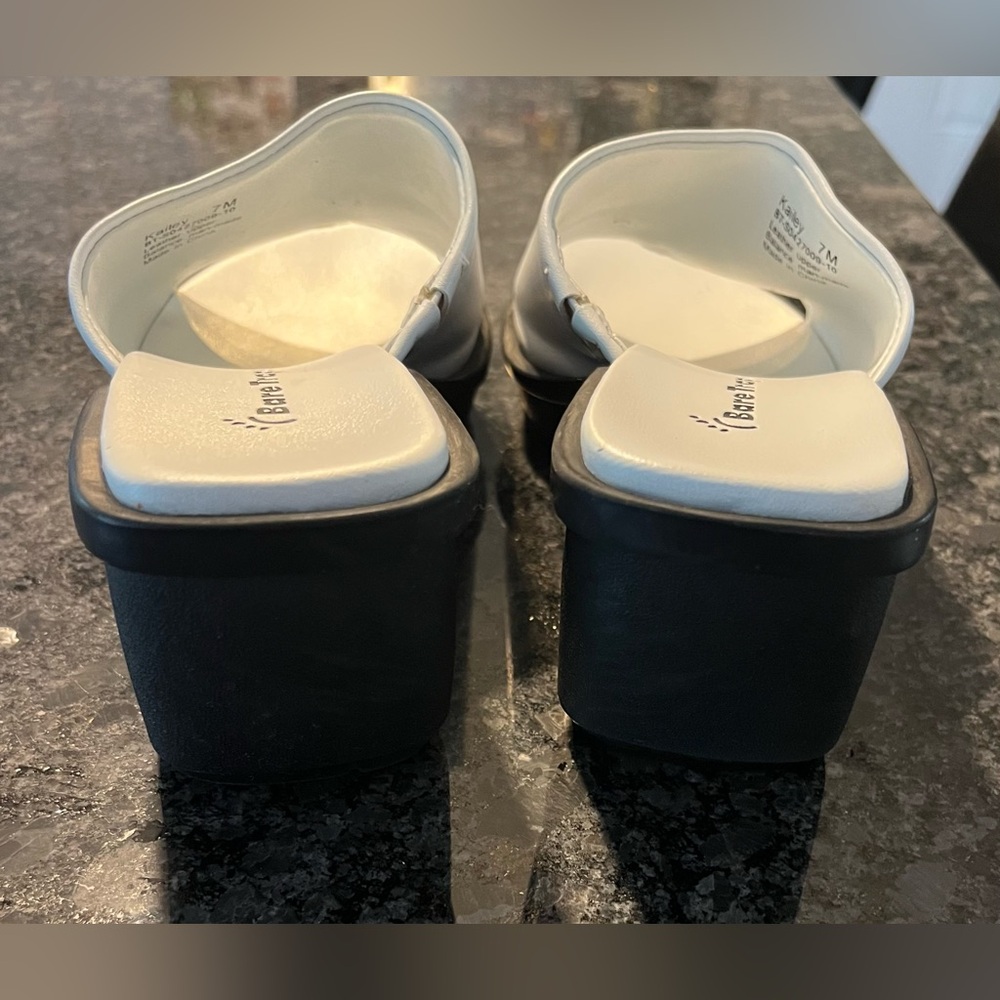 BareTraps White Slide Sandals - Picture 4 of 5